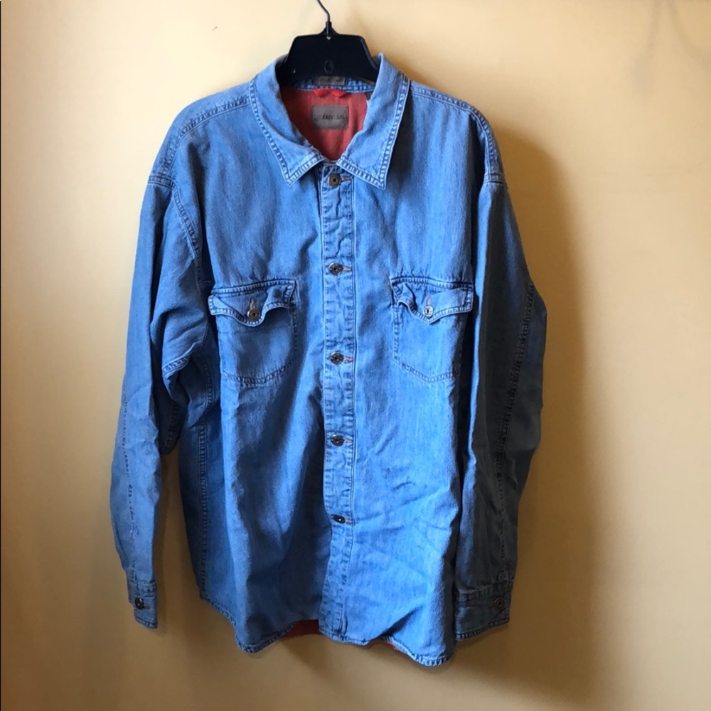 Men’s St Johns Bay denim shirt size large